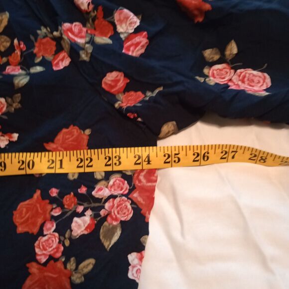 Maurice's Plussize Ruffle Front Kimono. Navy Floral Crochet Trim Boho Sz 1 16-18 - Picture 5 of 7